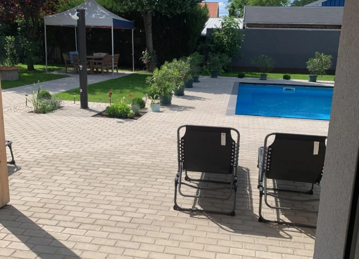 Pool And Apartment بودابست 0*,  المجر